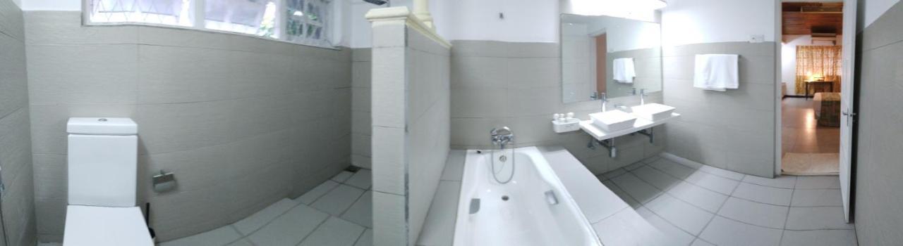 Villa Sukum โคลอมโบ ภายนอก รูปภาพ