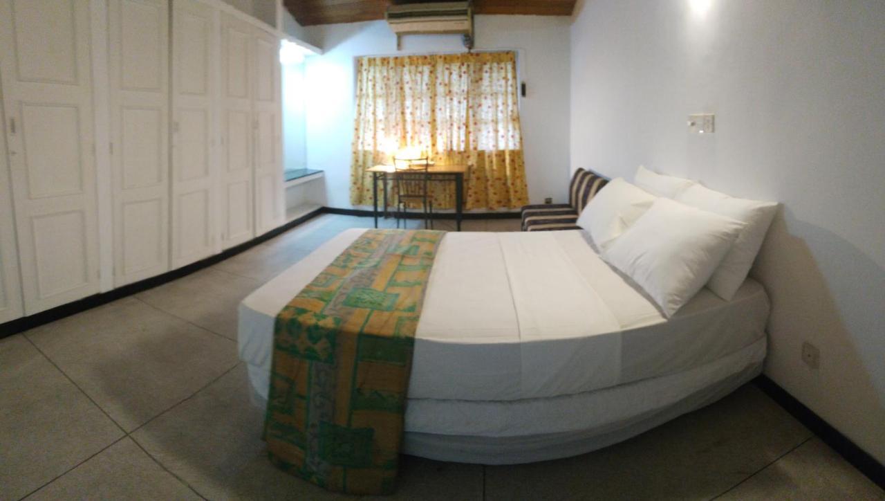 Villa Sukum โคลอมโบ ภายนอก รูปภาพ